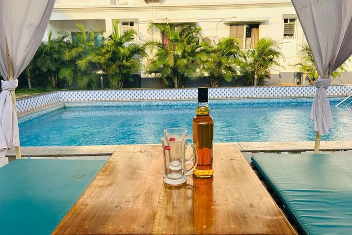 Pool 49 of 73