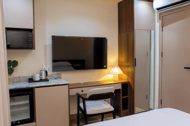 Room 4 of 45
