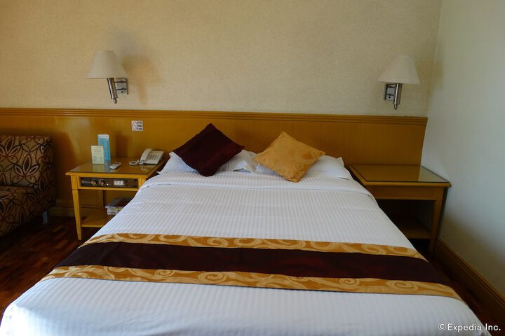 Room 8 of 45