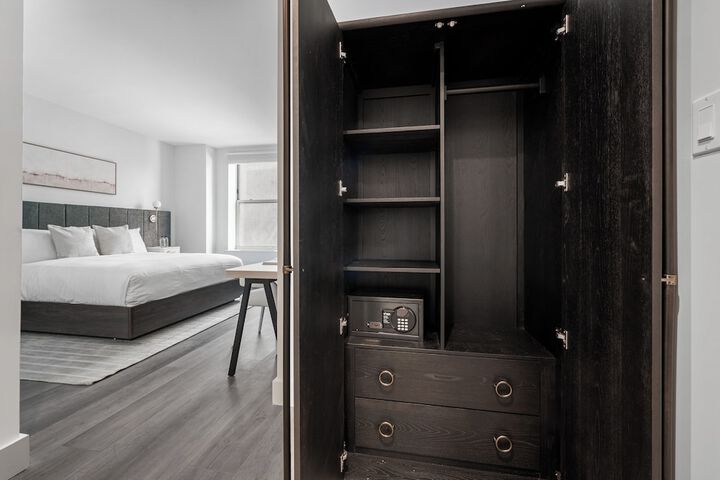 Room 461 of 626