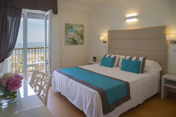Hotel Mon Cheri in Riccione