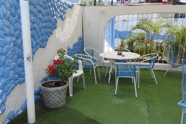 Hotel Exterior 24 of 29
