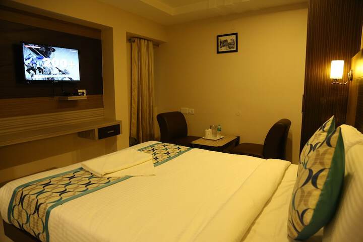 Room 10 of 39
