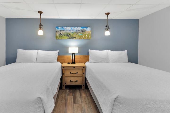 Room 44 of 108