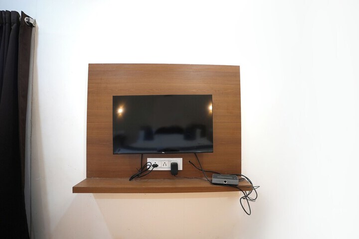 Room 18 of 26