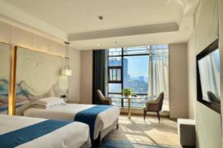 Room 9 of 9