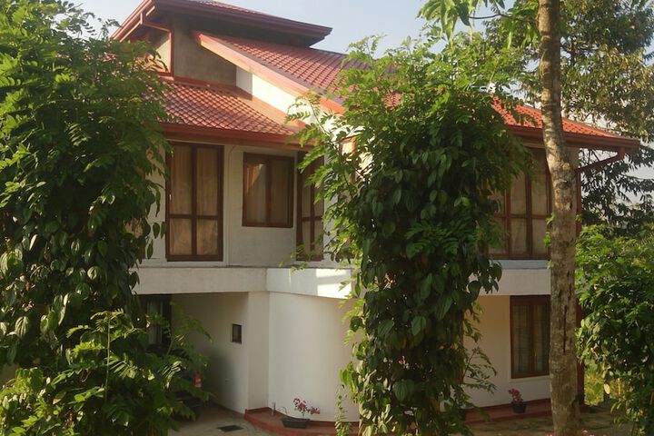 March 9 Hotel Kandy