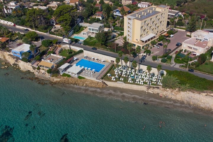 Hotel 36 of 58