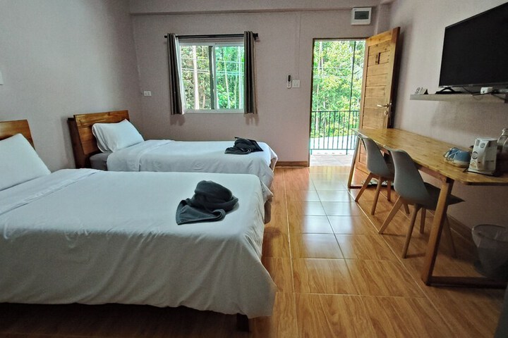 Room 9 of 22