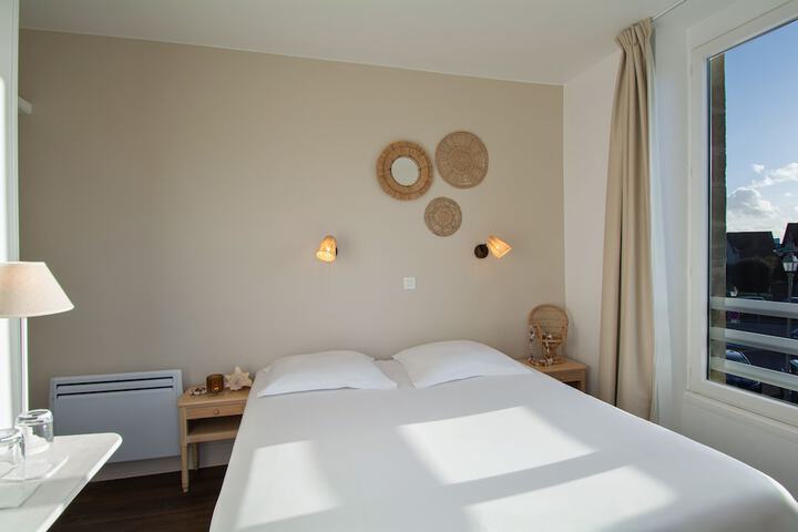 Room 18 of 64