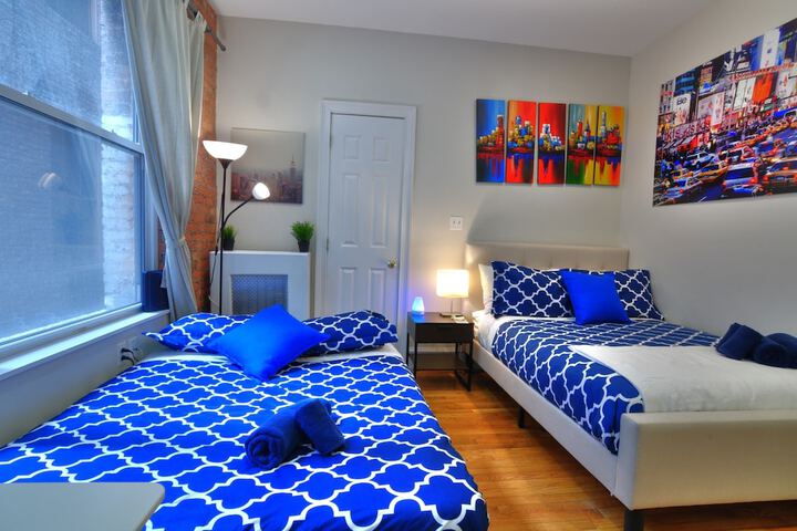 Room 35 of 214