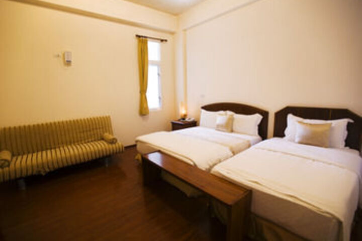 Room 20 of 32
