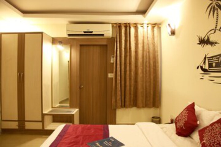 Room 34 of 35