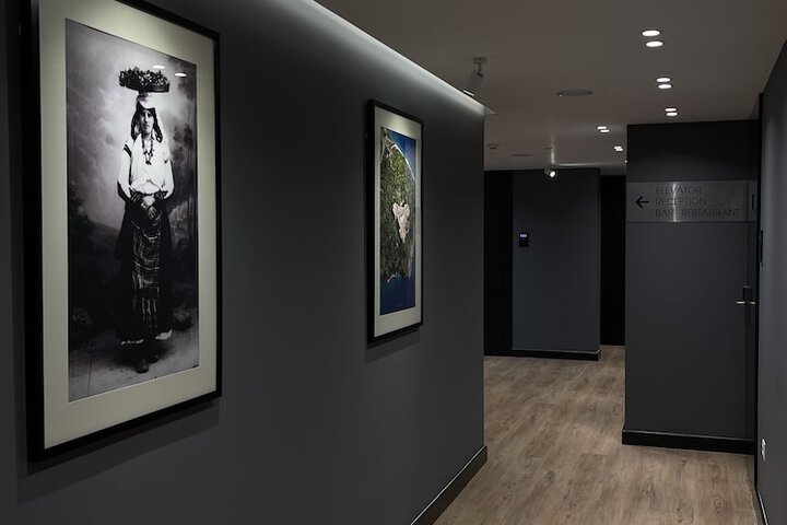 Ballroom/Hall 85 of 101