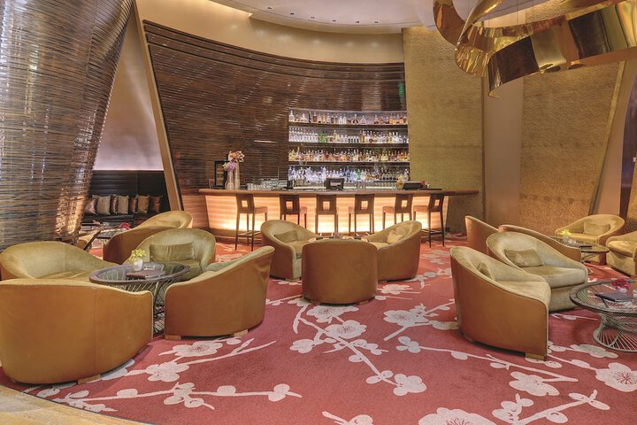Lounge 87 of 110