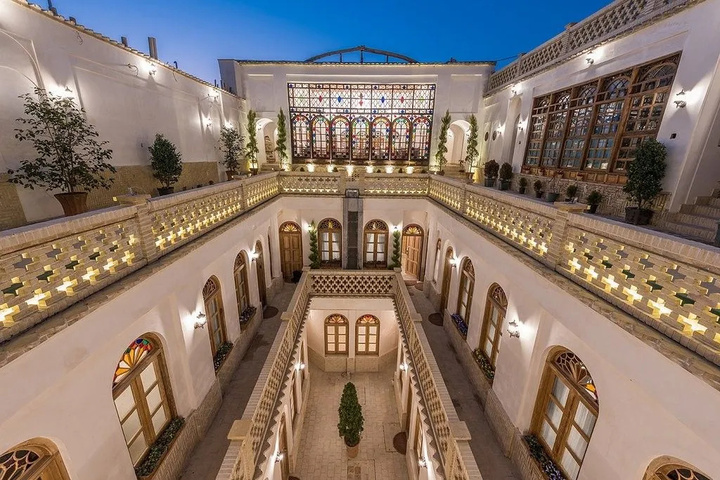GHASR MONSHI BOUTIQUE HOTEL