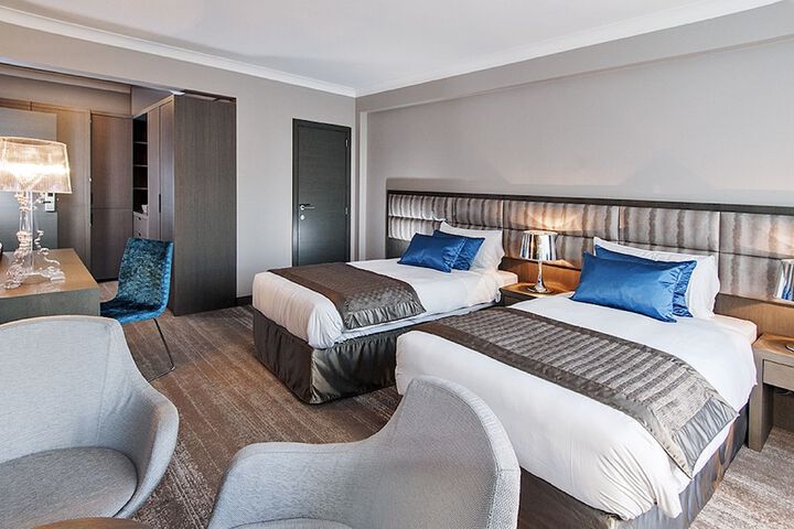 Room 3 of 46