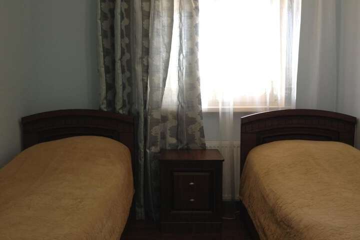 Room 11 of 46
