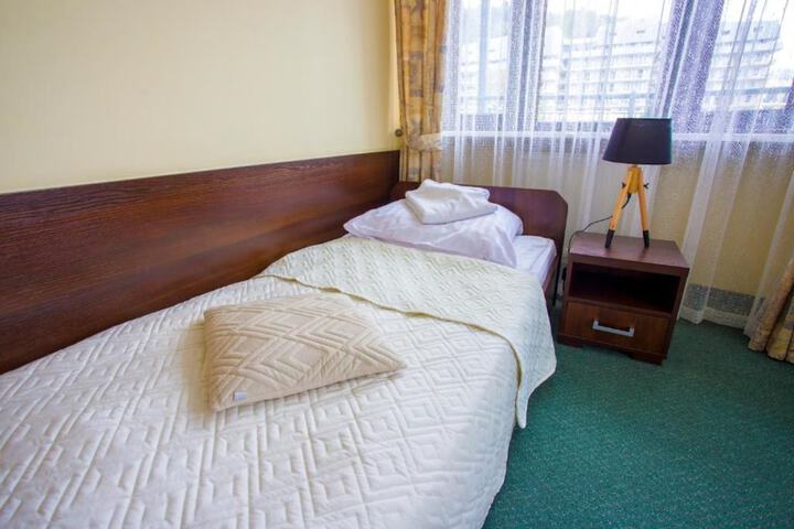 Room 16 of 73