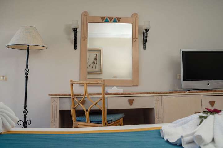Room 36 of 82