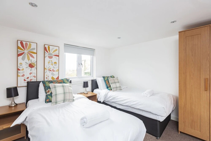 Sunny Terrace 3-bed House in Maidstone