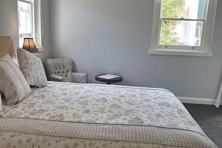 Room 5 of 84