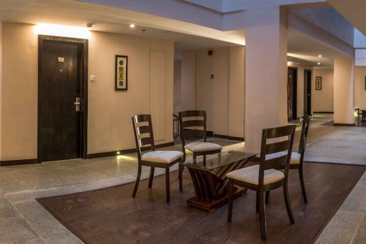 Hotel Lobby