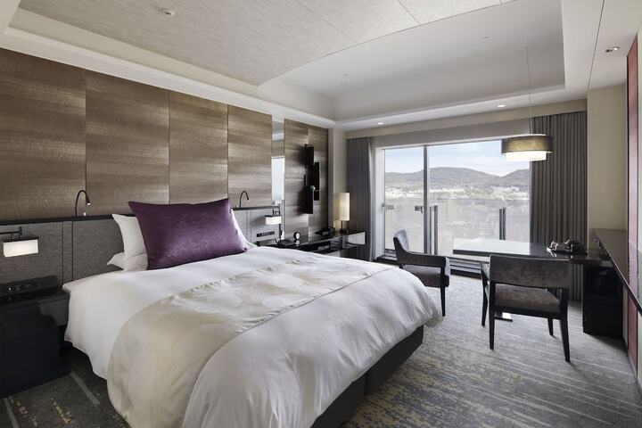 Room 14 of 56