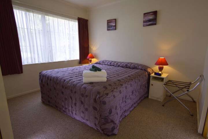 Room 4 of 48