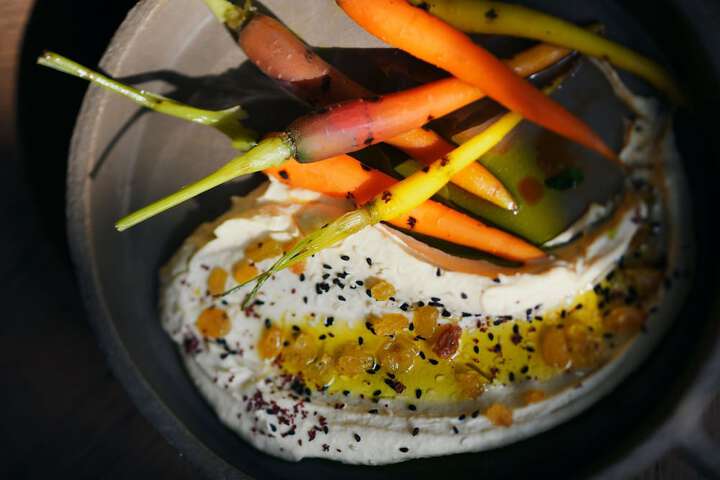 Dining 82 of 120