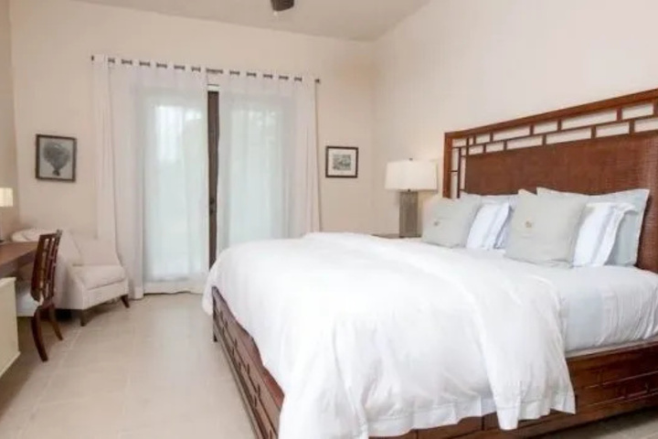 Room 2 of 26