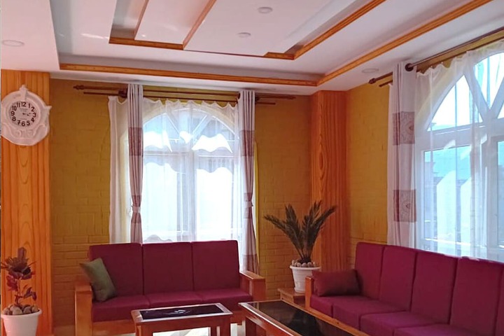 Hotel Interior 2 of 12