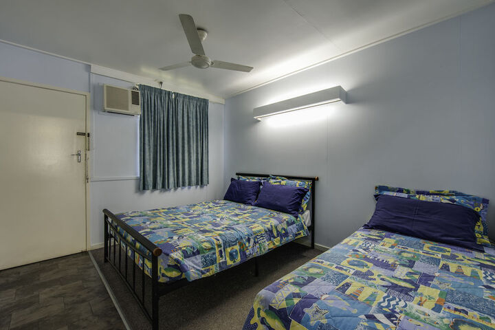 Room 10 of 22