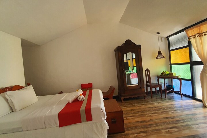 Room 55 of 141