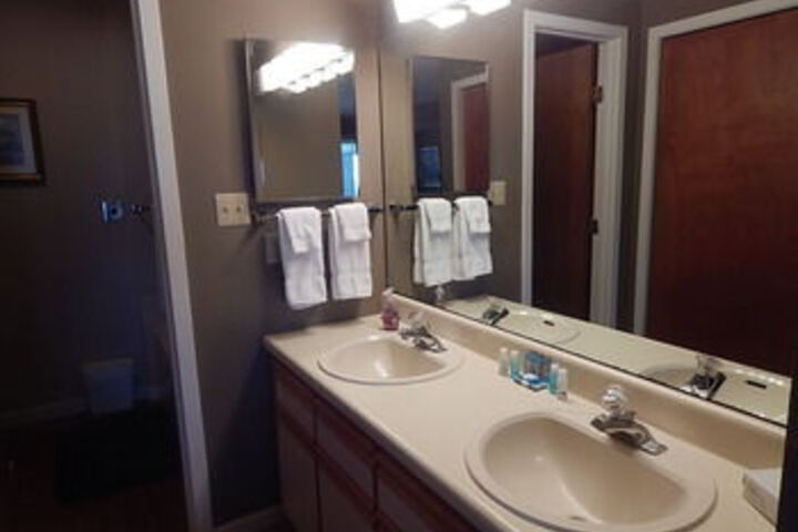 Room 22 of 139