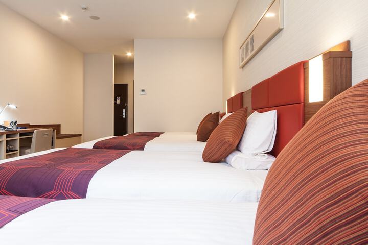 Room 20 of 86