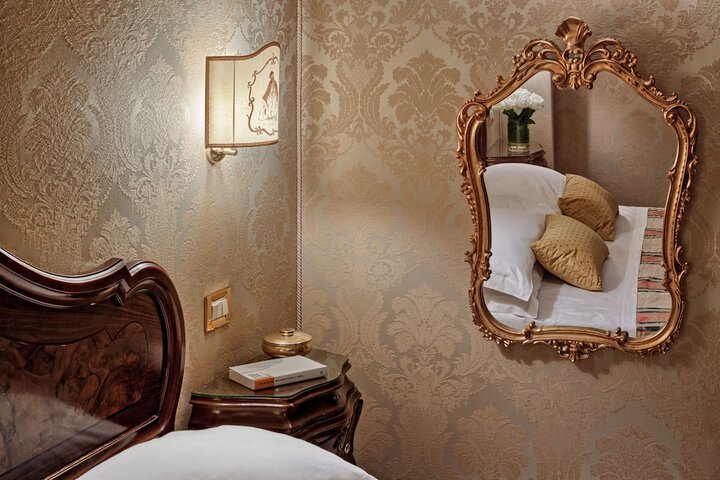 Room 15 of 54