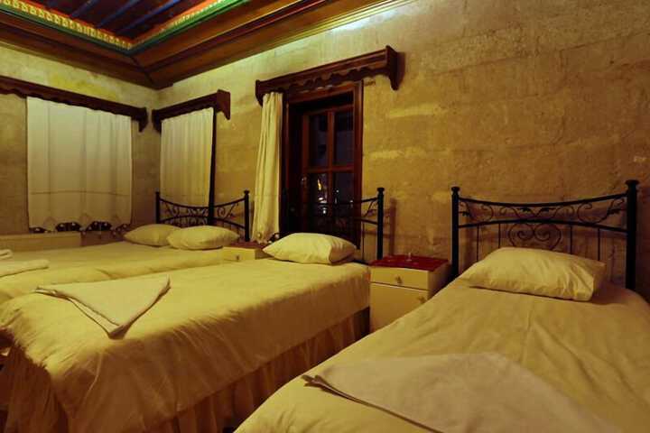 Room 3 of 10