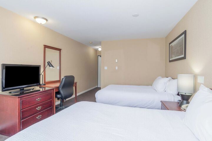 Room 21 of 34