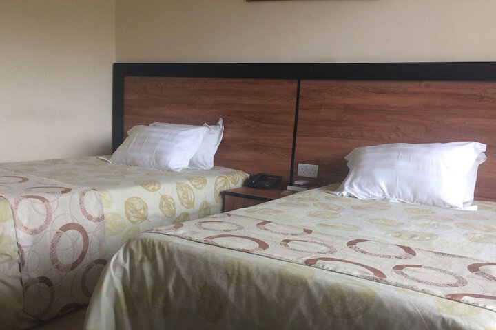 Room 4 of 26