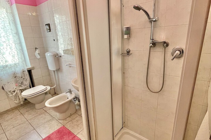 Room 126 of 140