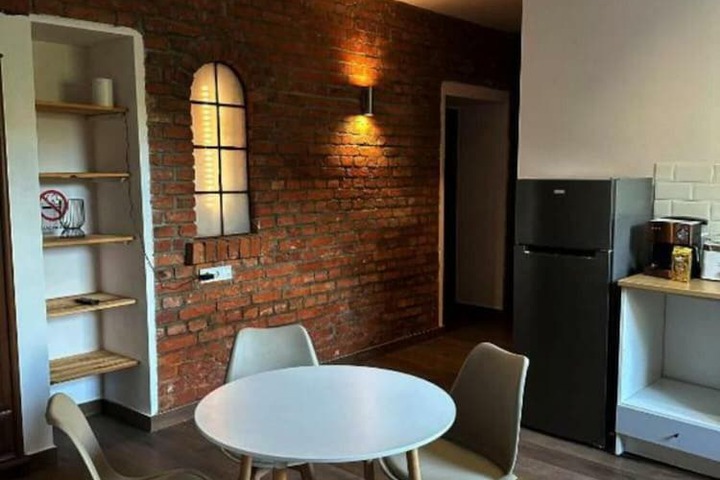 Room 48 of 60
