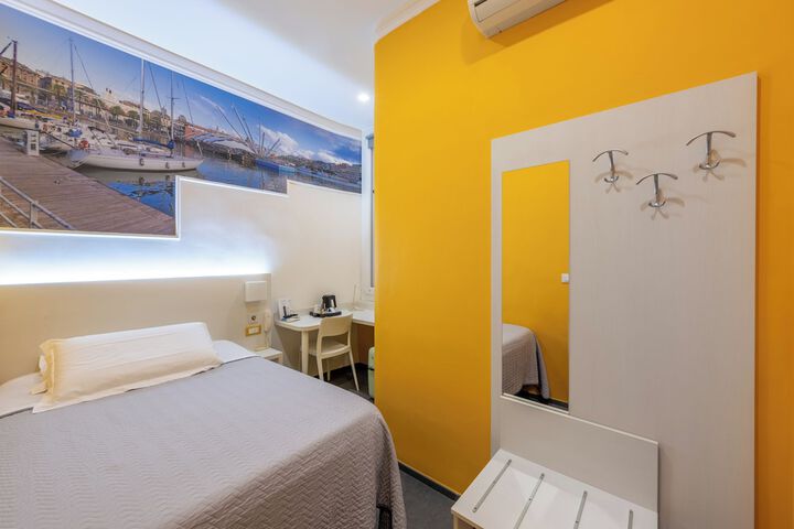 Room 35 of 51