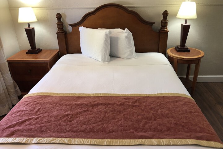 Room 5 of 29