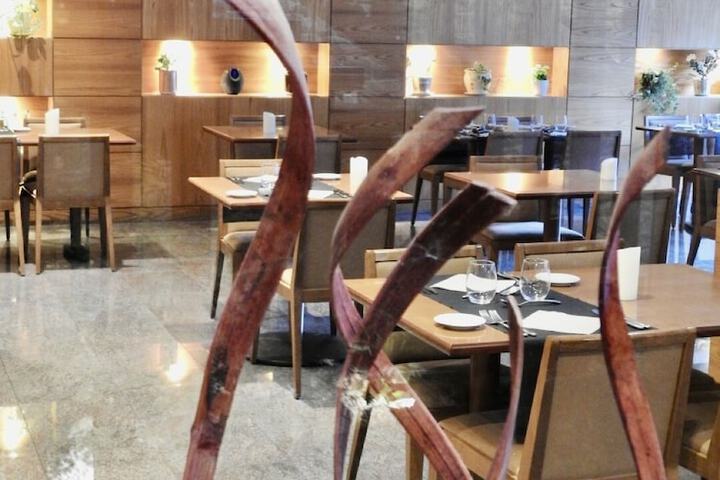 Dining 59 of 72