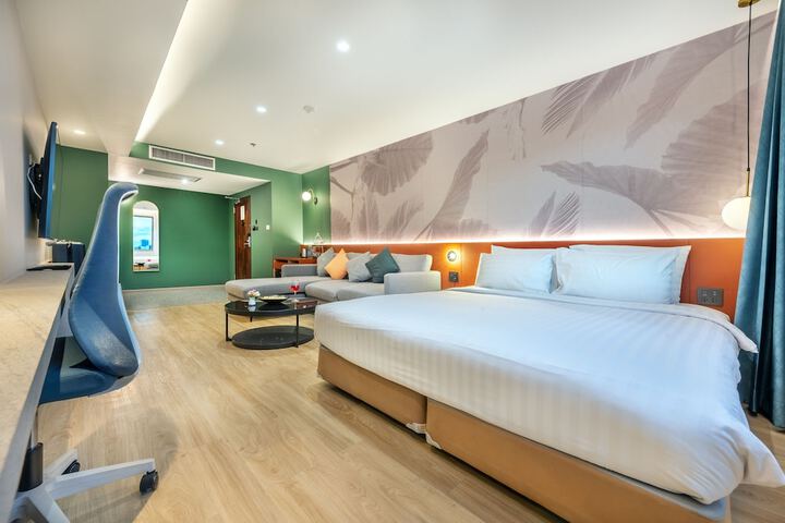 Room 20 of 47
