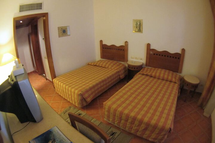Room 2 of 24