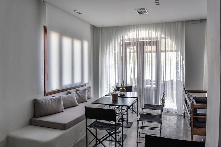 Hotel Interior 4 of 22