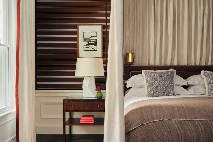 Room 42 of 54