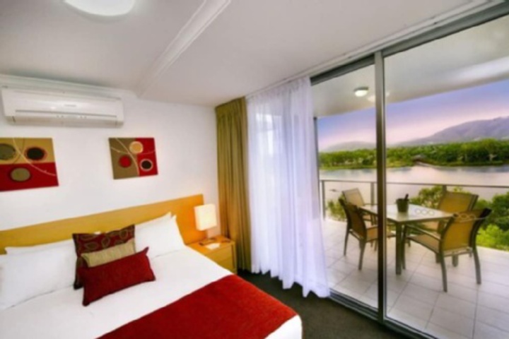 Room 95 of 204
